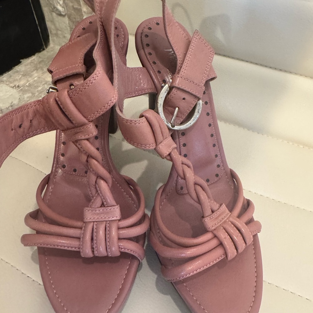 Yves Saint Laurent Vintage Merida 90 Women Strap Heel Sandals Pink